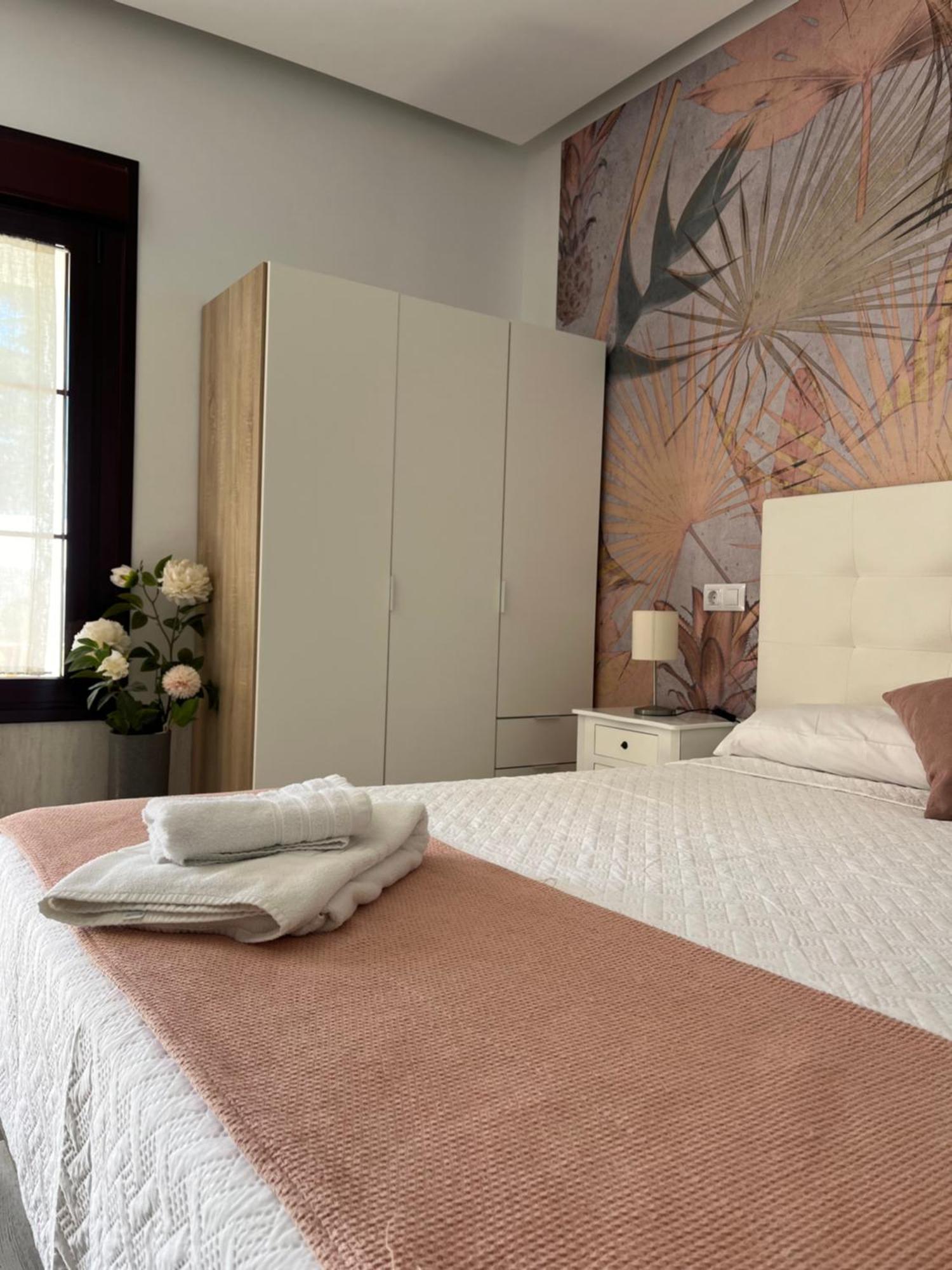 Casa Jardin El Colmenar Ξενοδοχείο Las Navas Del Marques Εξωτερικό φωτογραφία